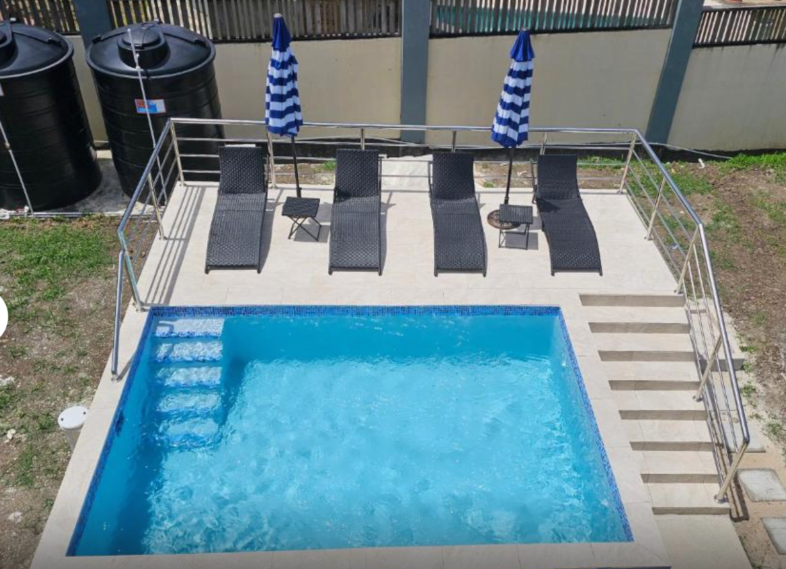 Belle Vue Comforts - One Bedroom